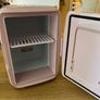 Russell Hobbs Mini Fridge Mini Cooler in pink Image 3