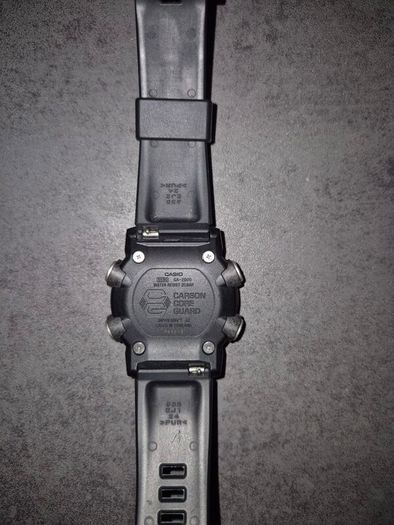 Casio GA-2000 Carbon Core Guard