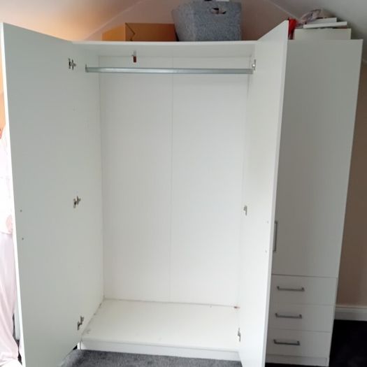 wardrobe