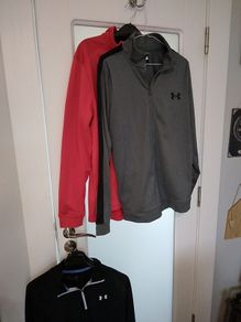 Mens underarmour tops