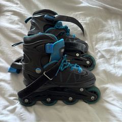 Rollerblades size 2-4