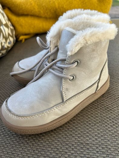 Girl boots