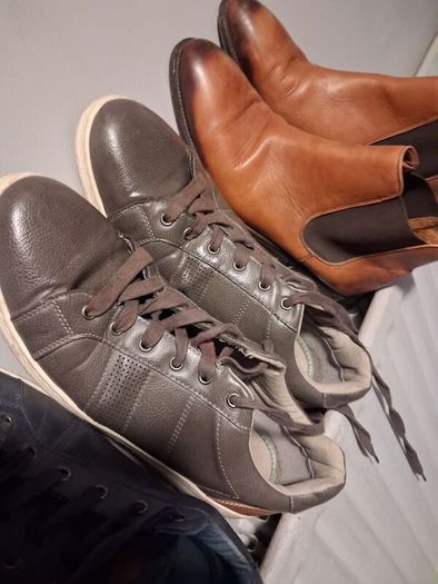Mens shoes