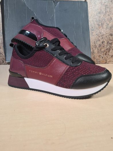 Women's Tommy Hilfiger City Iconic Knitted Trainers  Runners Purple Burgundy Size Uk 5 Eu 38