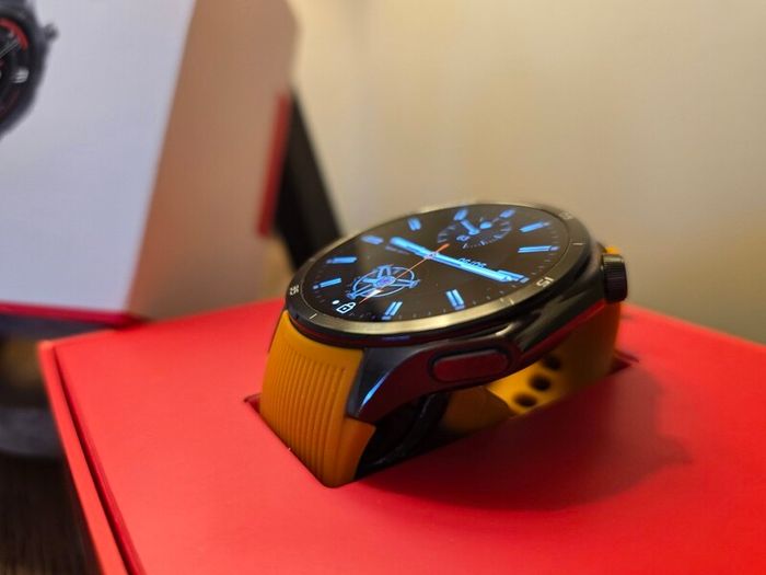 One Plus Watch 3 Smartwatch