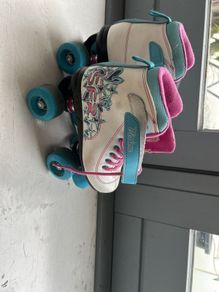 kids roller skates