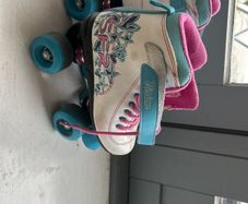 kids roller skates
