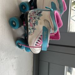 kids roller skates