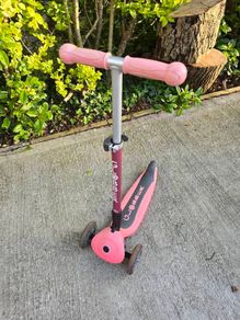 Micro scooter