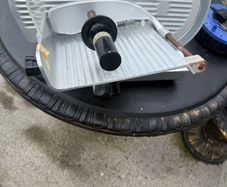 Meat slicer
