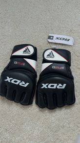 RDX MMA Gloves GGR-F12B Black & White Size L - Brand New NWT