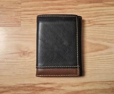 Leather Trifold Wallet