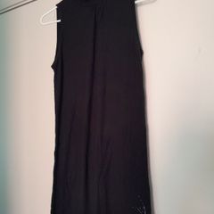 Long black vest, sleevless