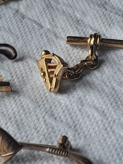 lot of jewellery