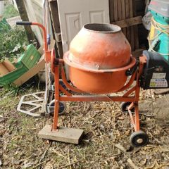 Small concrete mixer