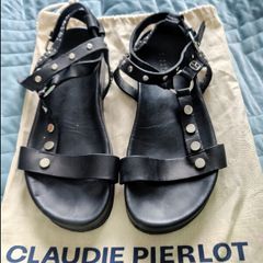 women sandals