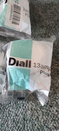 5 Plugs With Fuse Diall 13A White