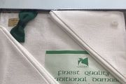 Vintage boxed pure linen tablecloth and 6 napkins