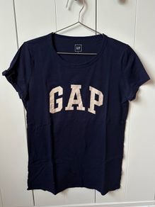 GAP t-shirt, top for women, ladies in very good condition, size M