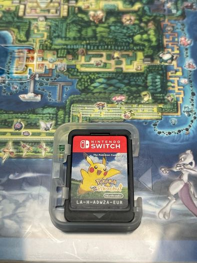 Pokemon: Let's Go Pikachu (Nintendo Switch)