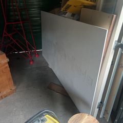 Tile board