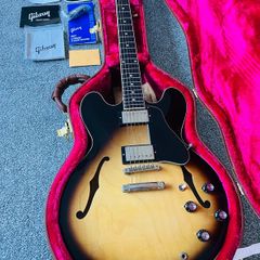 Gibson ES 335 - 2021 Standard Dot Gloss - Mint
