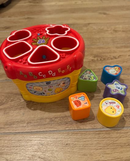 Electronic and Wooden Toys Bundle