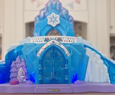 Fisher price Disney Frozen Elsa's Ice Palace