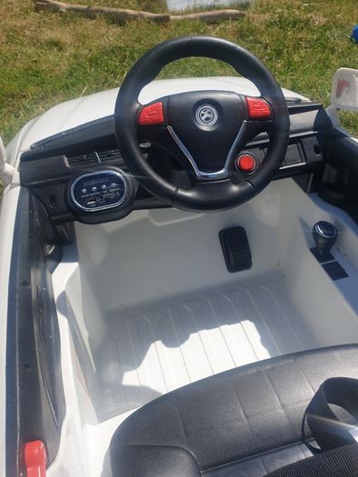 Mercedes-style electric car
