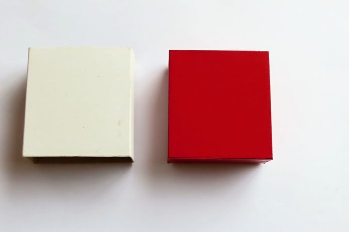 Red Maundy Coin Box For 4 Coin Set