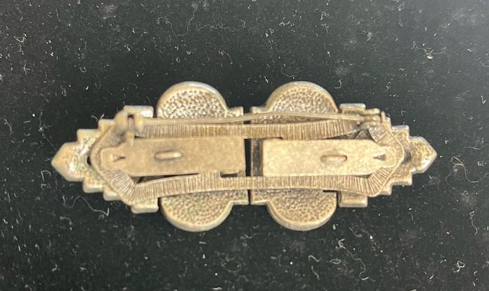brooch