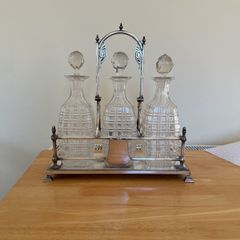 Vintage decanter set
