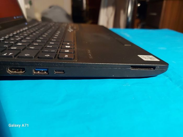 Fujitsu Lifebook Stylistic Series, Model A1530,  Intel Core i5-1035G1 CPU, 1.19GHz, 8GB Ram, 300GB SSD, Windows 10, Microsoft Edge, Chrome and VLC