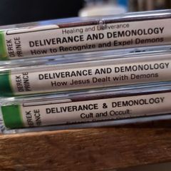 Three Derek Prince cassettes about demons and delivranxe