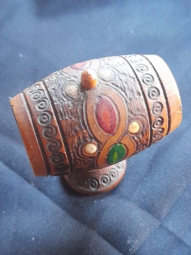 2 Beautiful Decorative Miniature Wooden Barrel Ornaments, Postage Available,