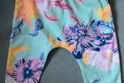 Bonds baby girls aqua floral leggings Sz Newborn EUC