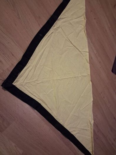 Cubs/Scouts Neckerchief.yellow/black