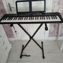 Yamaha keyboard and stand Image 2