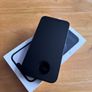 iPhone 16e Image 3