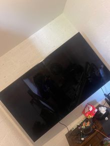 85 inch Samsung TV with wall mount
