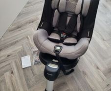 Mountain Buggy Safe Rotate Car Seat