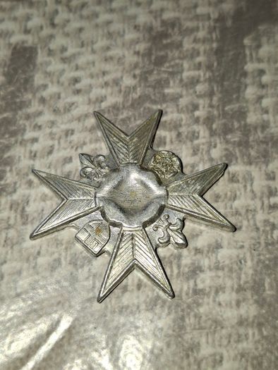 10 Old Military Metal Badges for sale as a lot Postage available or Collection Price is for the Lot,