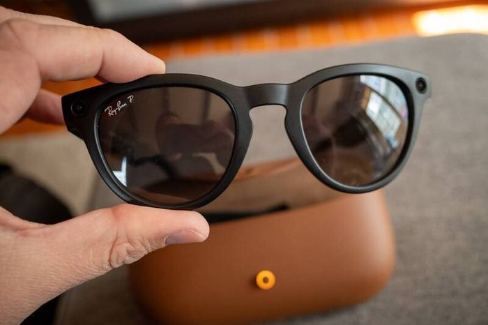 Meta Raybans Gen 2 - Headliner