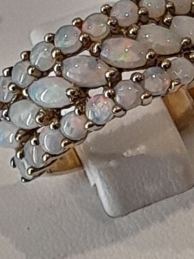 9ct Stunning  3 row Opal Ring wide band size