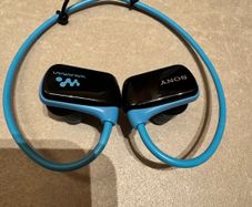 Sony NWZ-W273S waterproof brand new