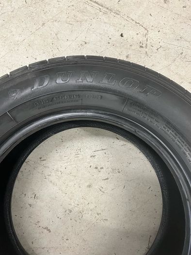 215/65/16 Dunlop tyres