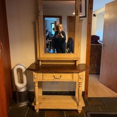 Farmhouse Style Hall Table with Mirror