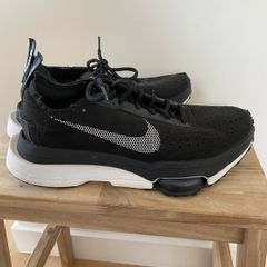 Nike Air Zoom Vomero 16 Trainers