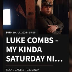 Luke Combs - Gold Circle - Front Standing