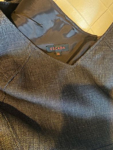 Escada size 38